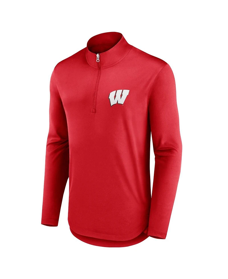 Fanatics Men's Red Wisconsin Badgers Quarterback Mock Neck Quarter-Zip Top