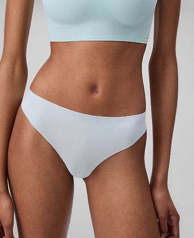 Calvin Klein Women's Invisibles Thong Underwear 3-Pack QD3558