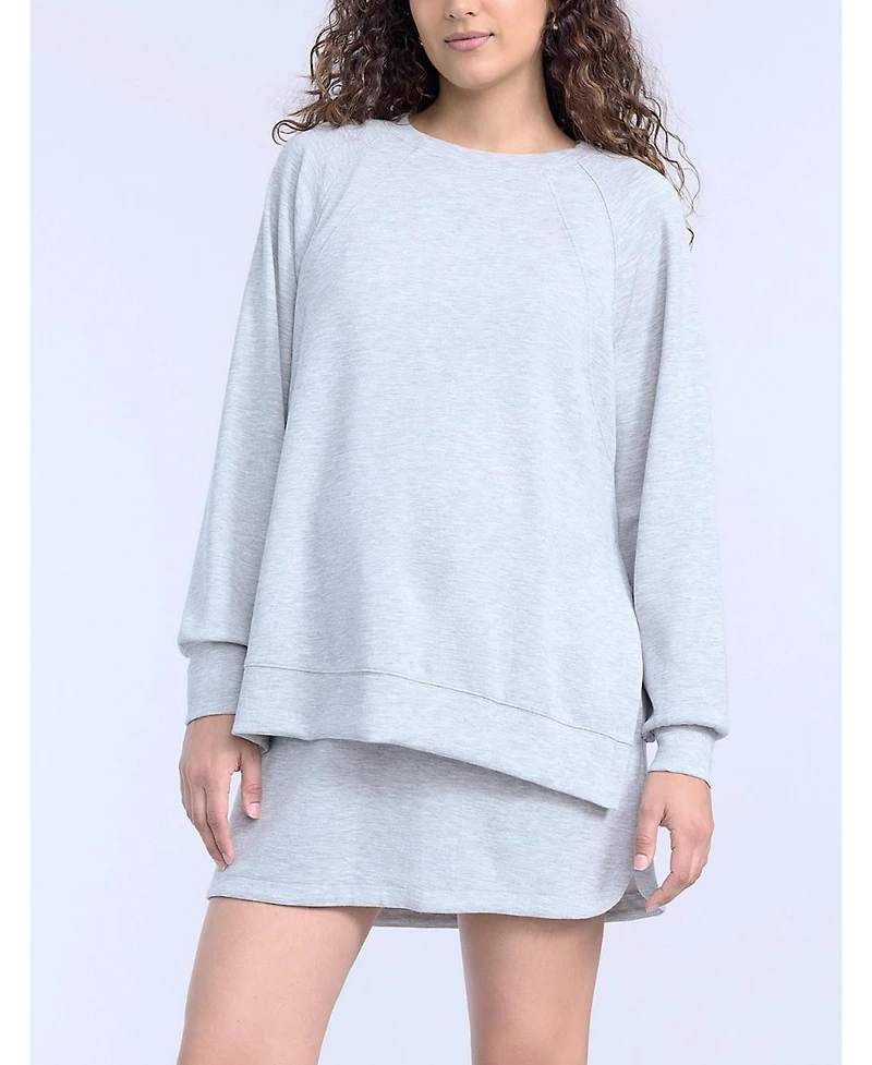Motherhood Maternity Maternity Long Sleeve With Side Slits Scuba Raglan Top - Motherhood