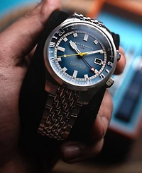 Spinnaker Men's Bradner Gmt Automatic Solid Stainless Steel Bracelet Watch