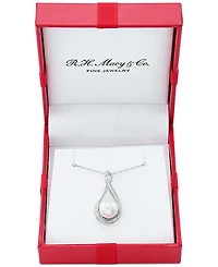 Honora Cultured Freshwater Pearl (9mm) and Diamond Accent Pendant 18" Necklace 14k Gold