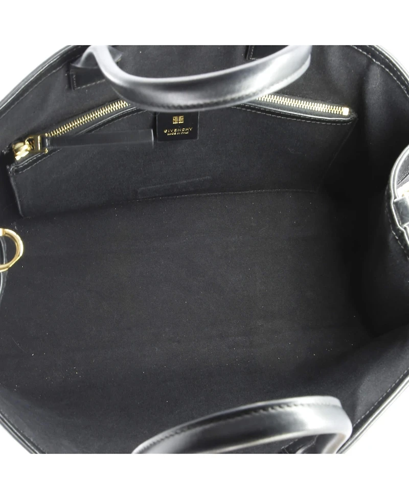 Pre-Owned Givenchy Medium G-Tote Leather