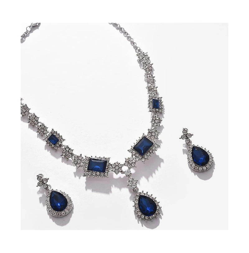Sohi Women's Silver Plated Designer Stone Jewellery Set