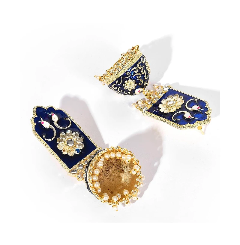 Sohi Women's Floral Drop Earrings