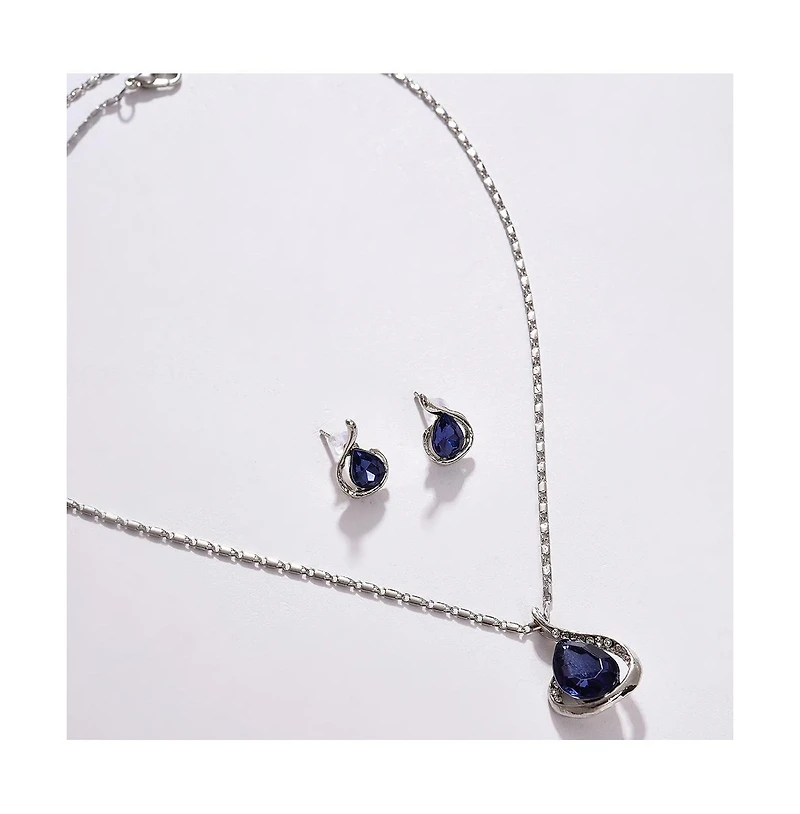 Sohi Women's Silver Plated Designer Jewellery Set