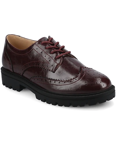 Journee Collection Women's Claudiya Almond Toe Flats