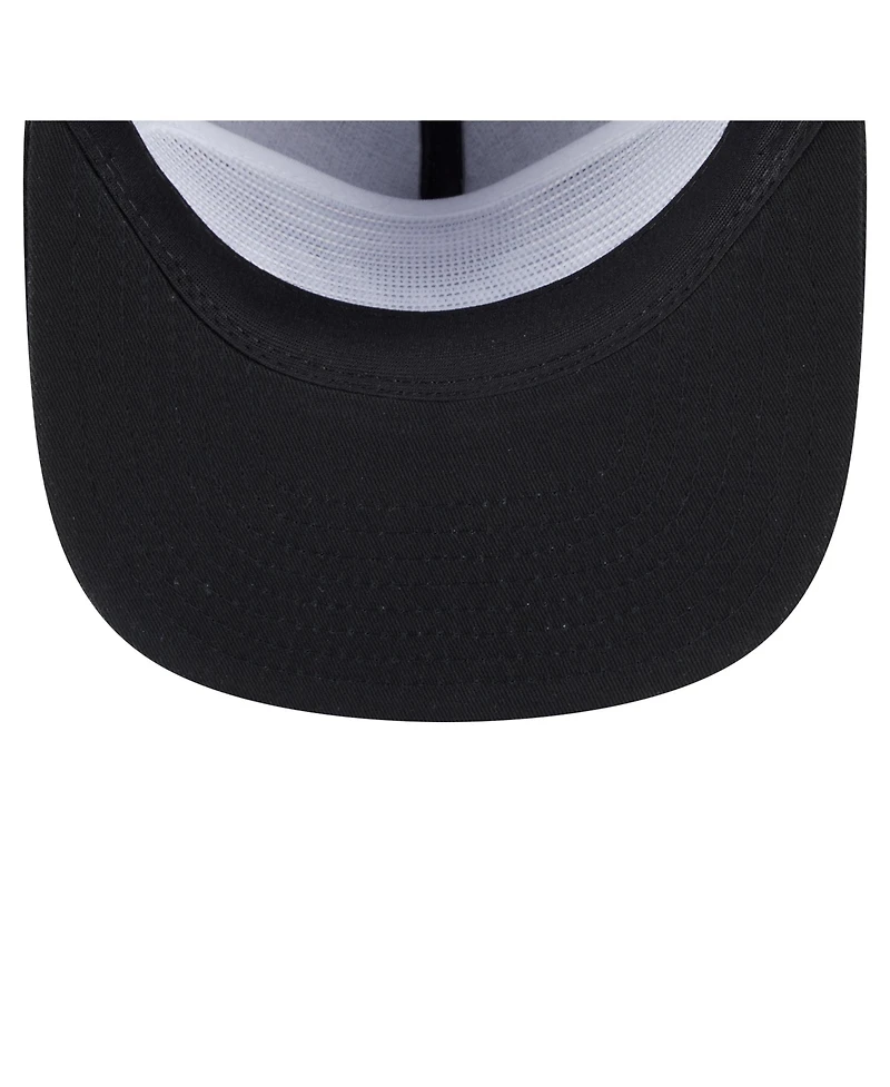 New Era Men's Black Chicago Bulls Team Text Golfer Snapback Hat