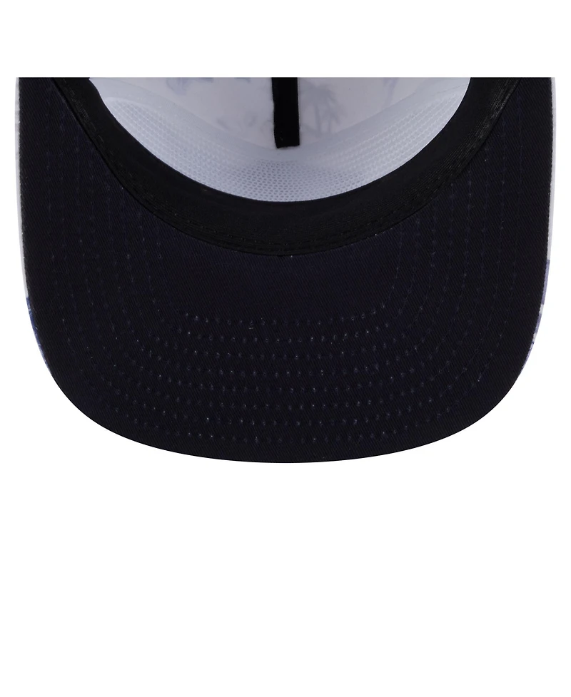 New Era Men's White New York Yankees Printed Island Golfer Snapback Hat