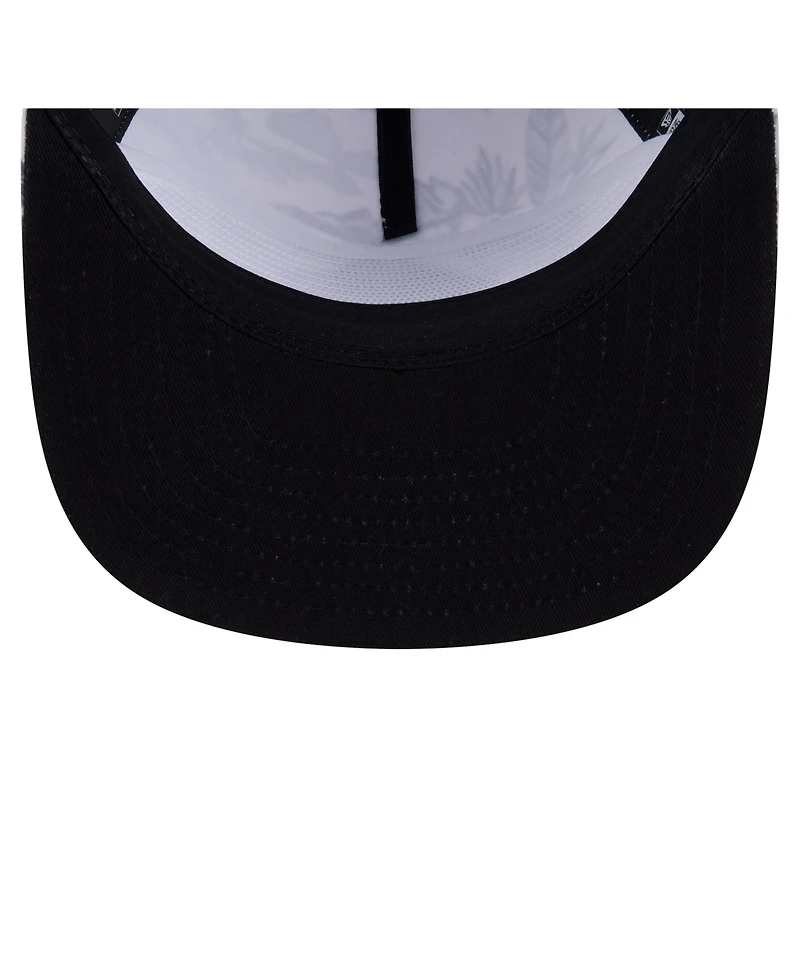New Era Men's White Chicago White Sox Printed Island Golfer Snapback Hat