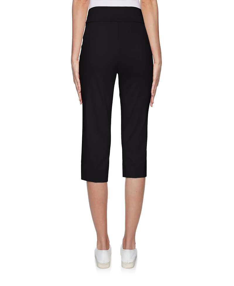 Ruby Rd. Petite Elastic Waist Pull-On French Terry Capri Pants