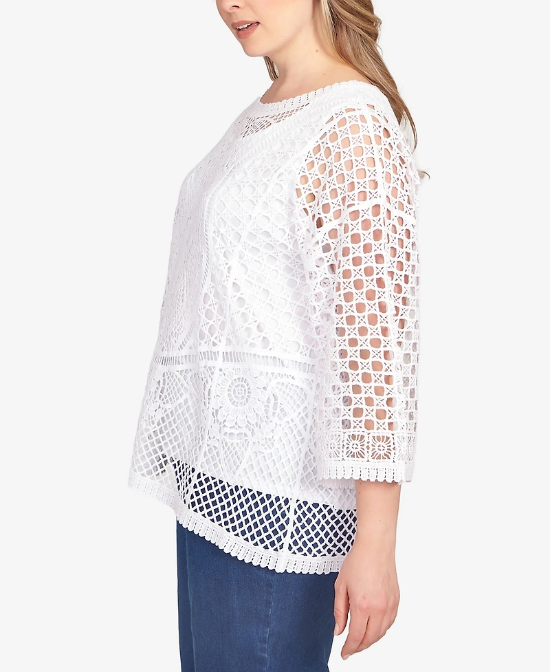 Ruby Rd. Plus Floral Blocked Crochet Crew Neck Top