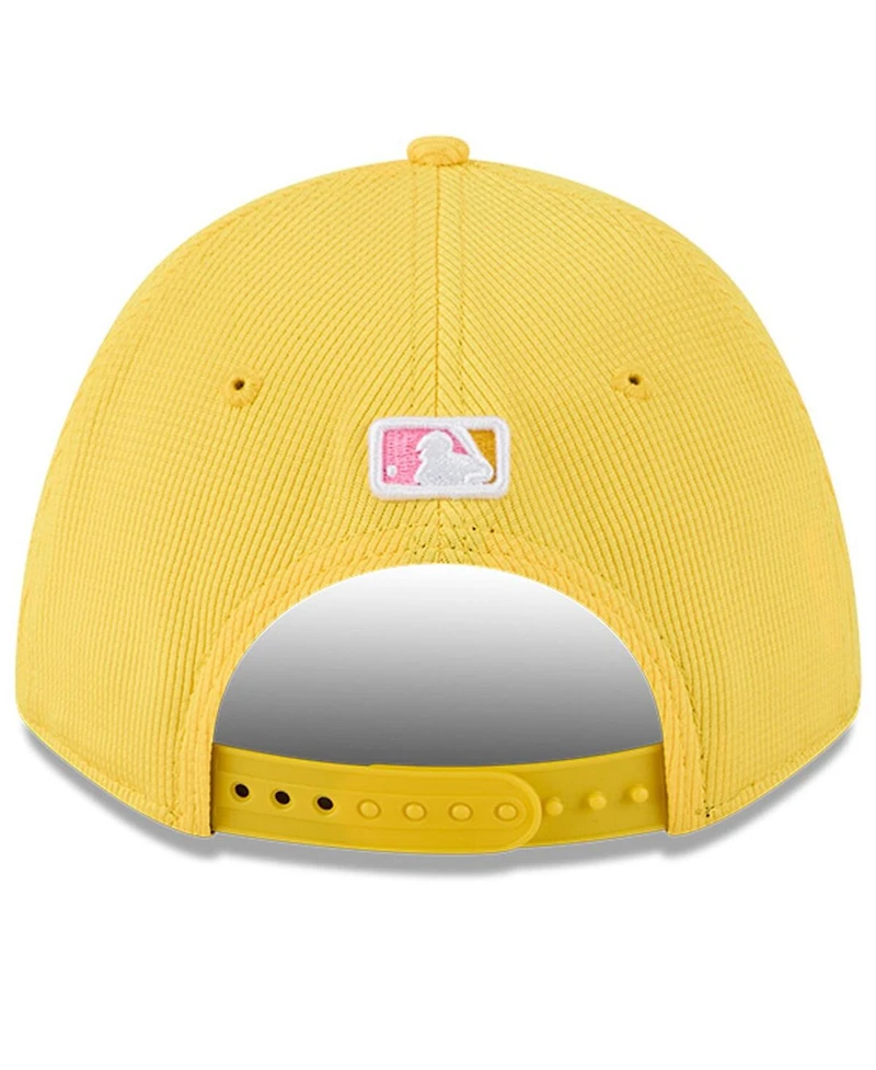 New Era Men's Yellow San Diego Padres City Connect Batting Practice 9FORTY M-Crown Adjustable Hat
