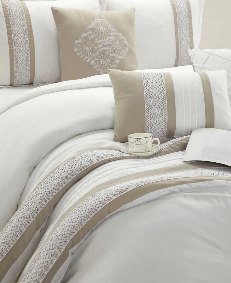 Stratford Park Durango Stripes 7-Pc. Comforter Set