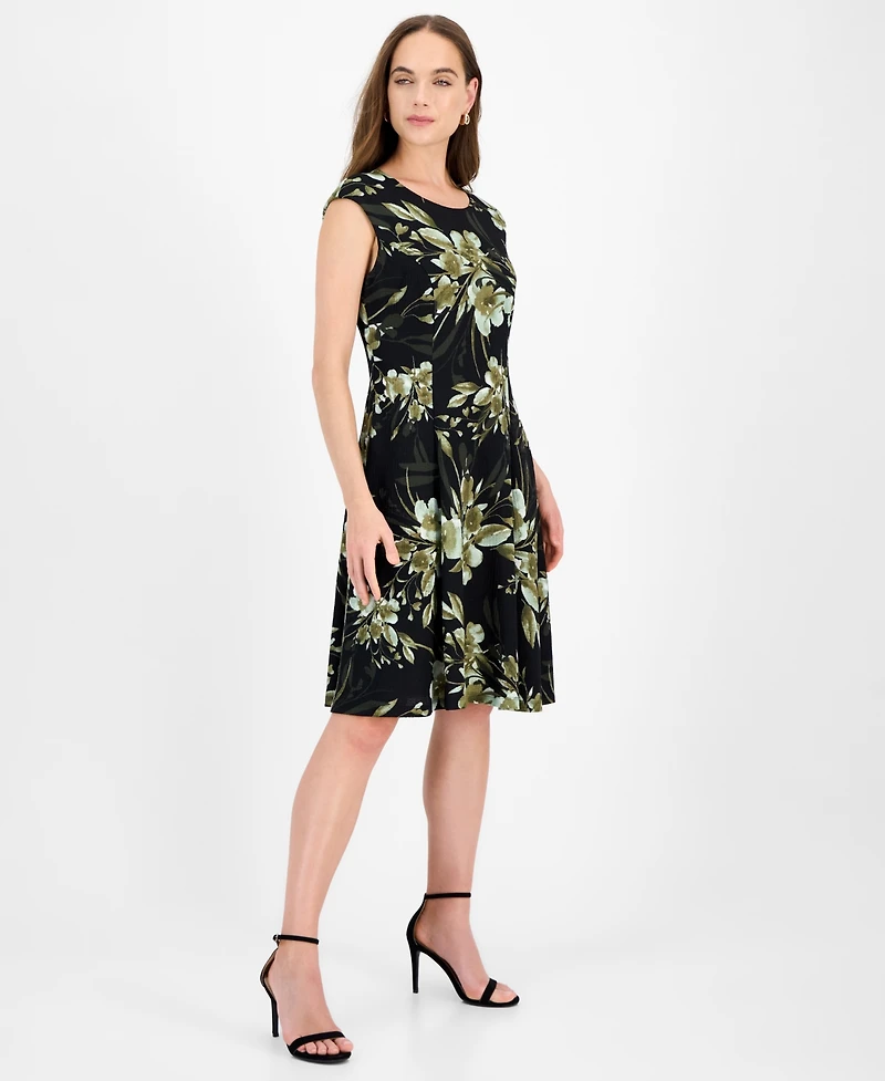 Connected Women's Printed Cap-Sleeve Dress