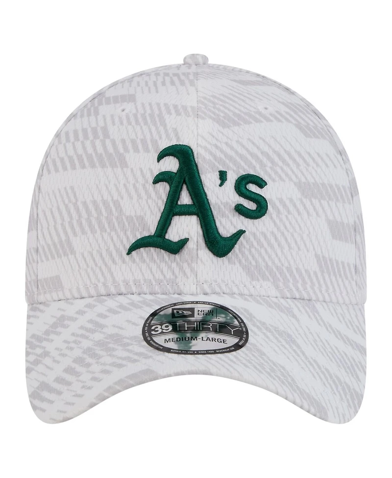 New Era Men's White Athletics Graded 39THIRTY Flex Hat