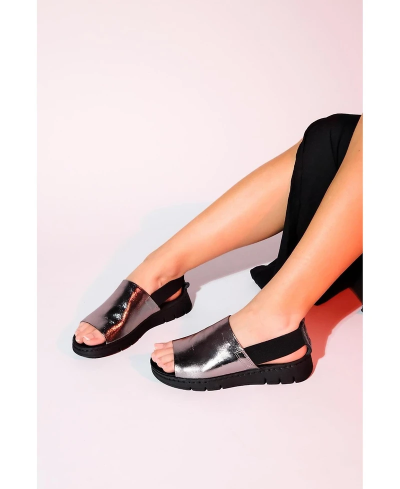 Londoi Elastic Strap Leather Sandal (Women)
