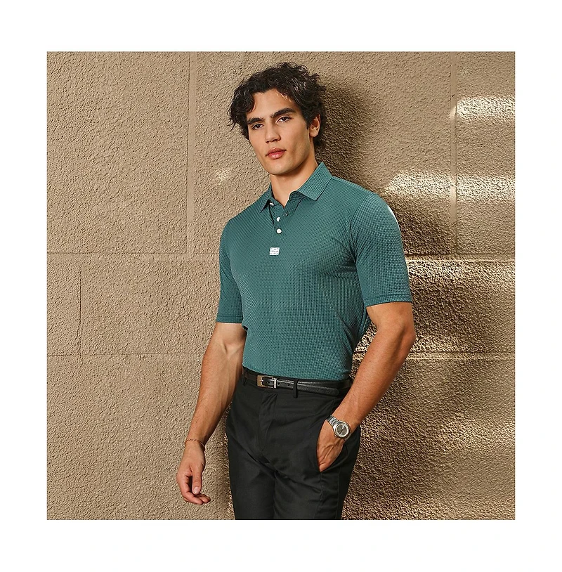 Campus Sutra Men's Emerald Green Warp-Tactile Polo T-Shirt