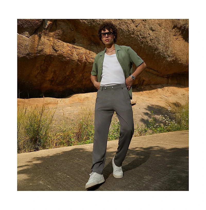 Campus Sutra Men's Ash Grey Micro-Check Chino Trousers