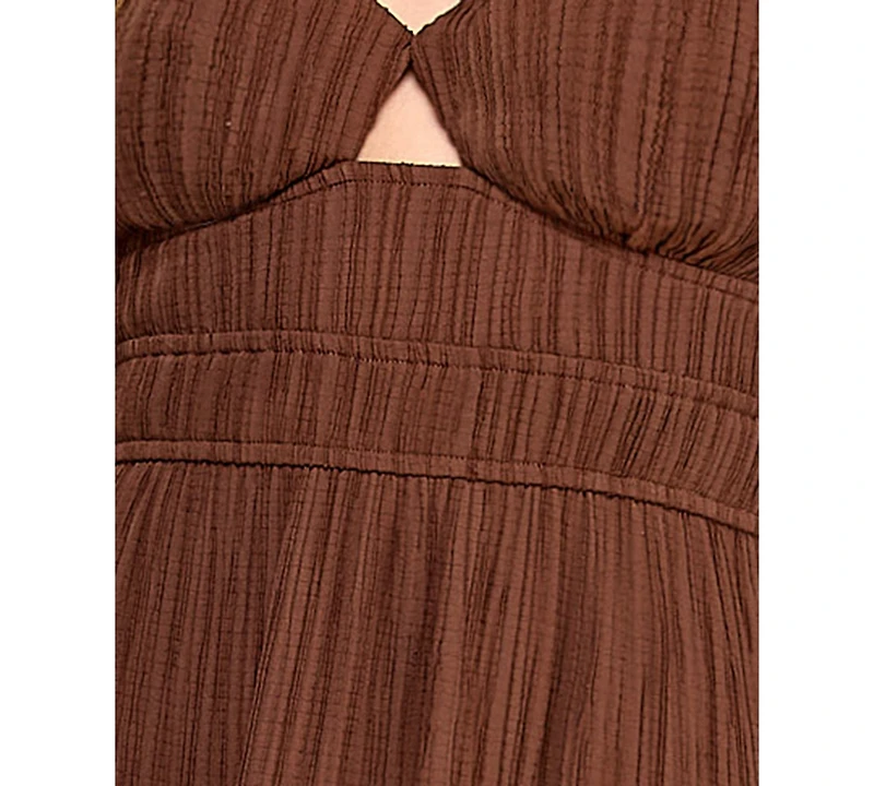 City Studios Juniors' Textured Keyhole Strappy Maxi Dress