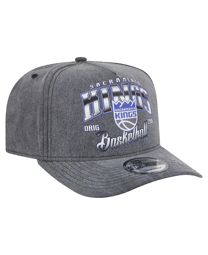 New Era Men's Charcoal Sacramento Kings Throwback Washed Pre-Curved 9FIFTY Snapback Hat