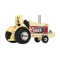 Ertl Chase Unit 1/64 International 1066 "Sixty-Sixer" Vintage Pulling Tractor