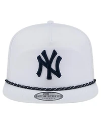 New Era Men's White New York Yankees Perforated Golfer Snapback Hat