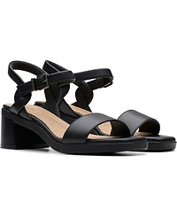 Clarks Collection Women's Jaylan Ray Square Toe Sandals