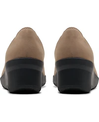 Clarks Collection Women's Suttyn Kaylie Slip-On Shoes