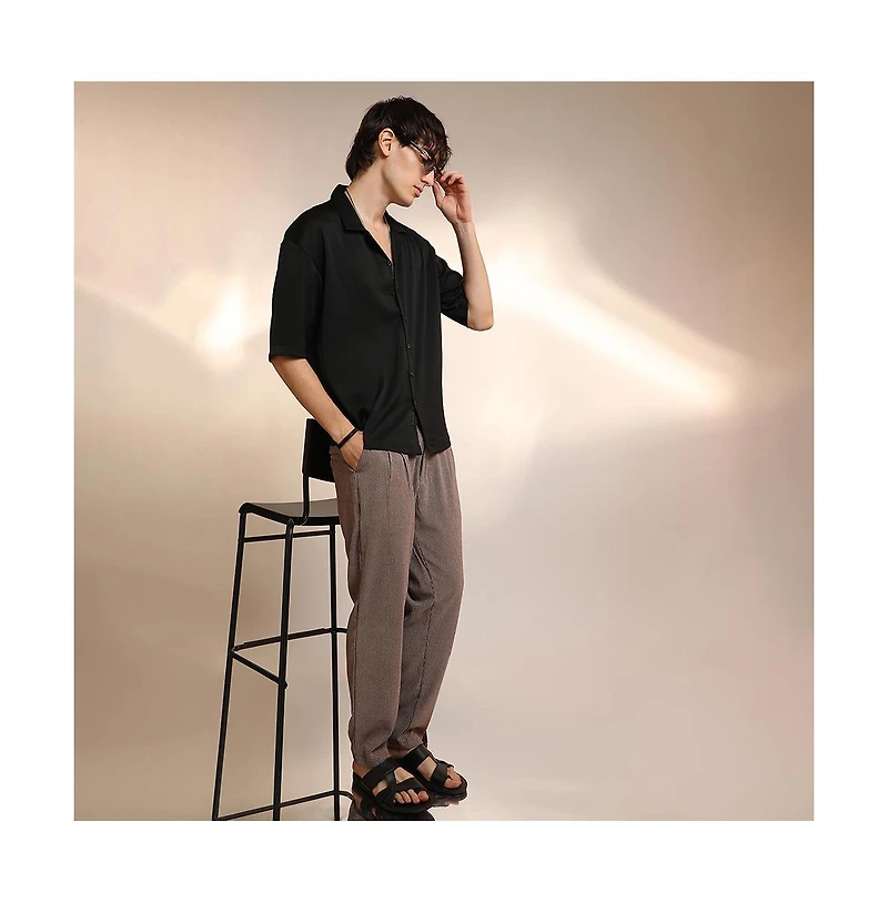 Campus Sutra Men's Onyx Black Solid Crinkle Oversized Shirt