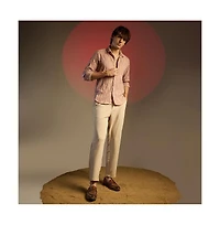 Campus Sutra Men's Salmon Pink Grain-Textured Shirt