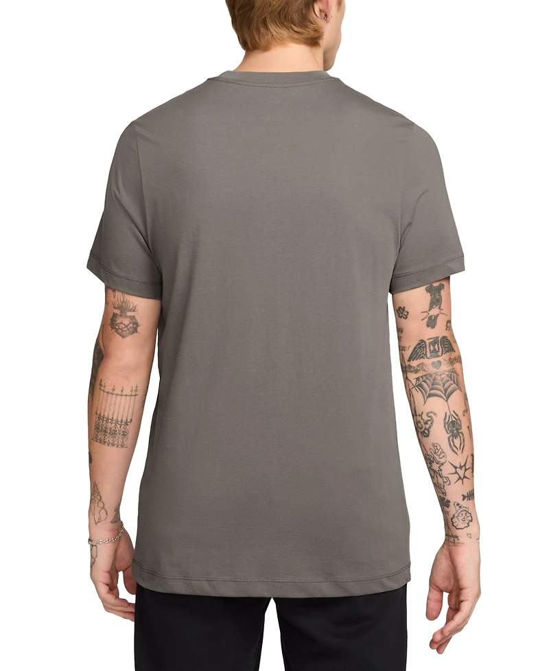 Nike Men's Sportswear Logo T-Shirt