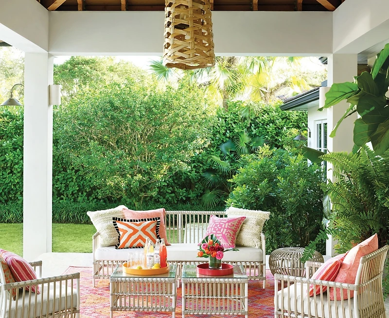 Dash and Albert Rugs by Annie Selke Valencia Kilim Indoor/Outdoor DA1948 10'x14' Area Rug