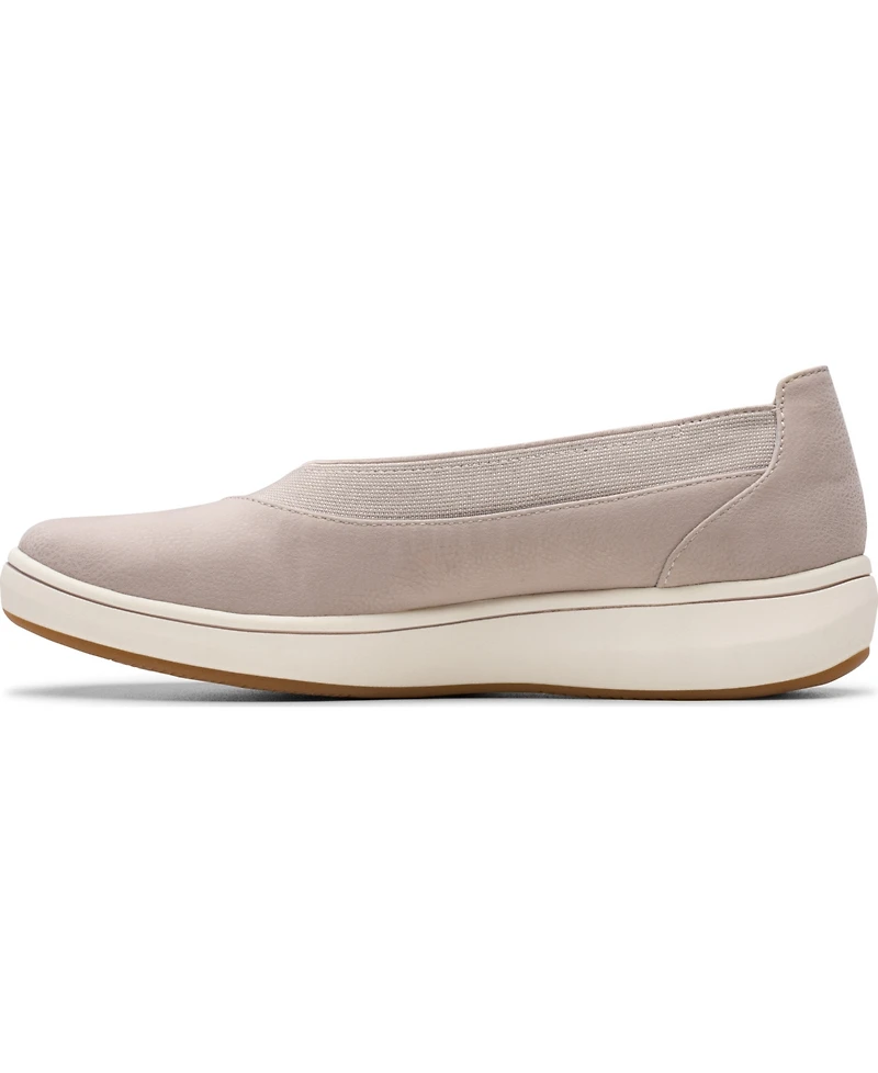 Clarks Women's Cloudsteppers Breeze Sky Air Slip On Shoes