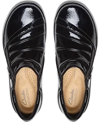 Clarks Women's Kaetlyn Mila Round Toe Flats