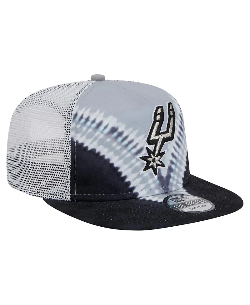 New Era Men's Black/Silver San Antonio Spurs Throwback Dye Golfer Snapback Hat