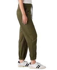 Levi's Women's Mid-Rise Essential Joggers