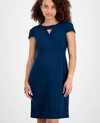 Connected Petite Keyhole-Neck Short-Sleeve Dress