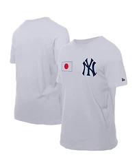 New Era Men's White York Yankees Japanese Flag T-Shirt