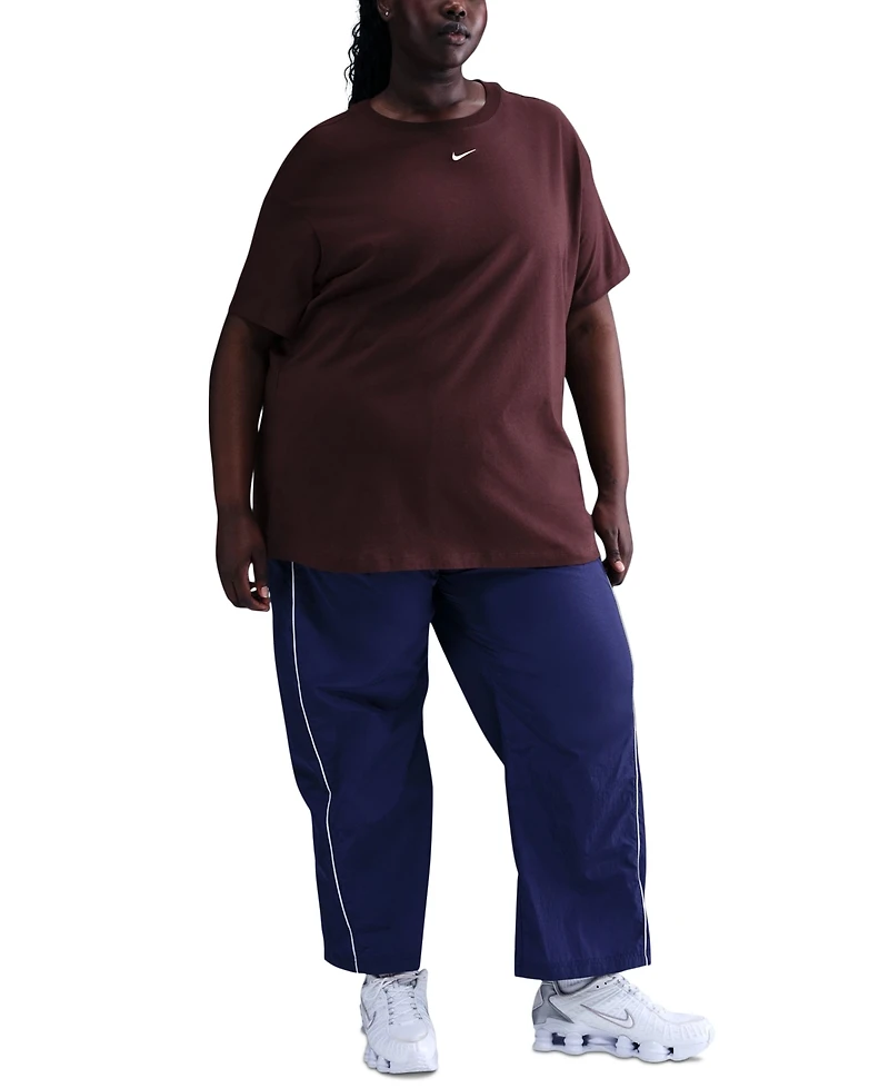 Nike Plus Active Sportswear Essential Women's Logo T-Shirt