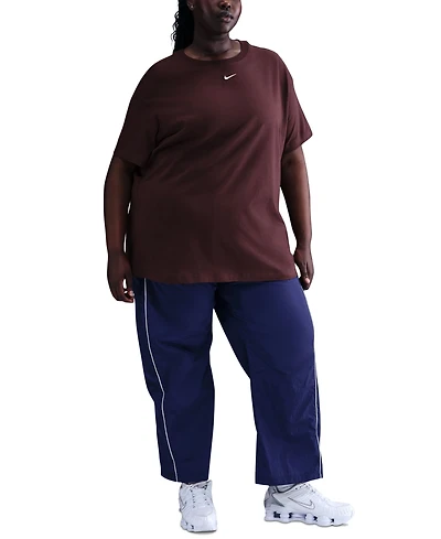 Nike Plus Active Sportswear Essential Women's Logo T-Shirt