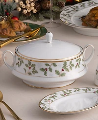 Noritake Holly & Berry Gold Covered Vegetable Bowl
