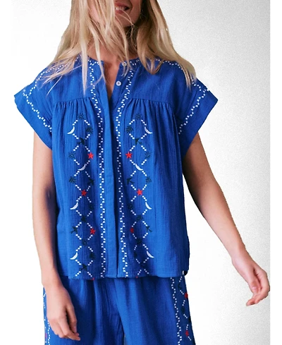 Cape Cove Coves Embroidered Top