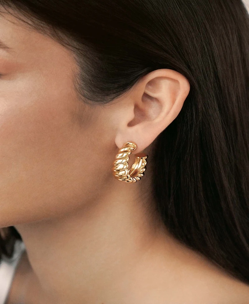 Ettika Modern Ribbed Hoops Earrings