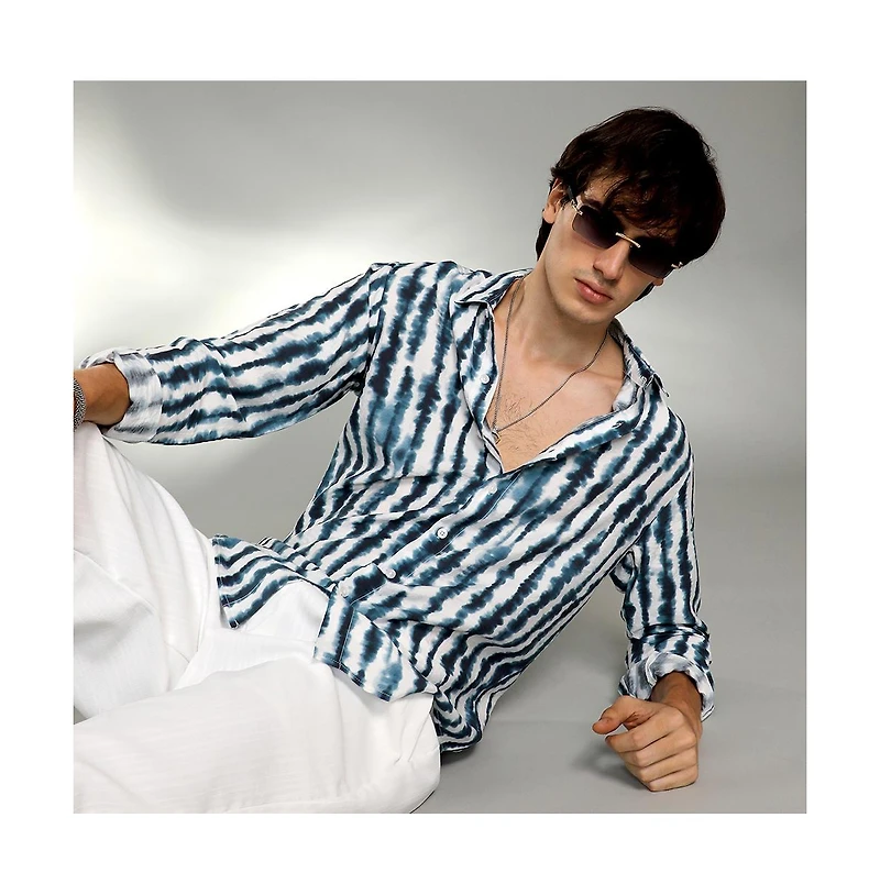 Campus Sutra Men's Indigo Blue & Daisy White Ink-Striped Shirt