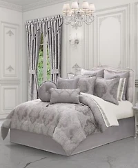 J Queen New York Mary Comforter Sets