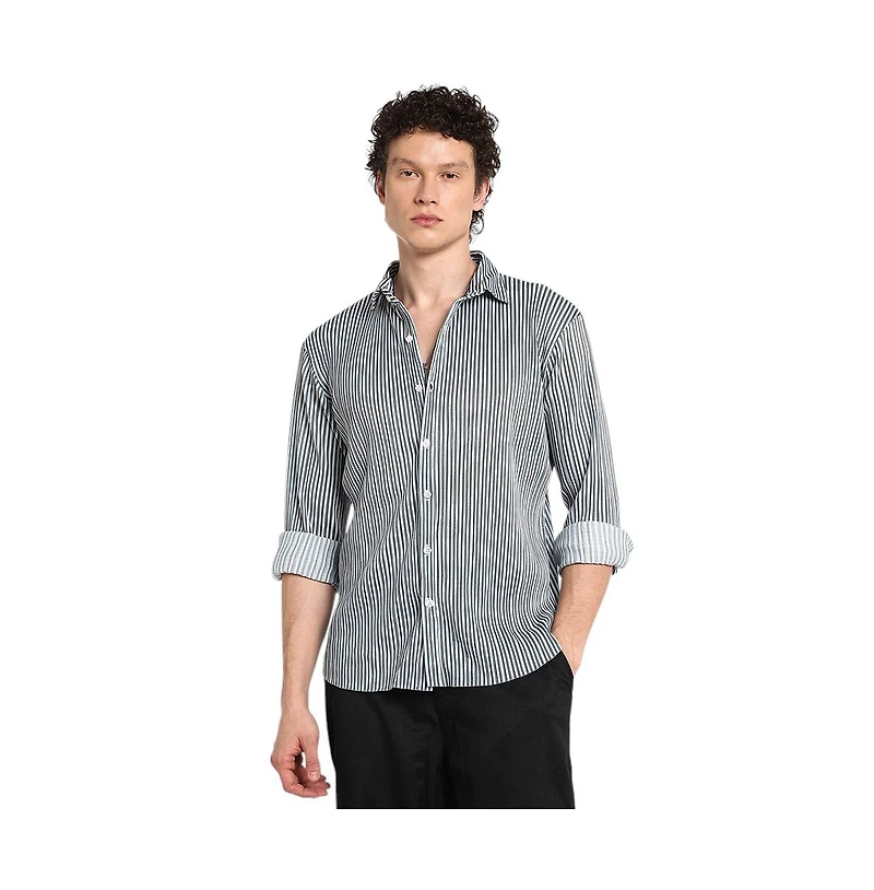 Campus Sutra Men's Midnight Black & Powder White Pleat-Creased Shirt