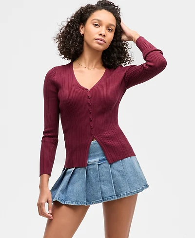 Ultra Flirt Juniors' V-Neck Ribbed Fine Gauge Flyaway Sweater