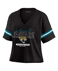 Wear by Erin Andrews Women's Black Jacksonville Jaguars Color Block Boxy Modest Crop V-Neck T-Shirt