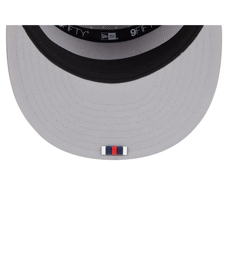 New Era Men's Gray New England Patriots 2025 Sideline Split Panel 9FIFTY Snapback Hat