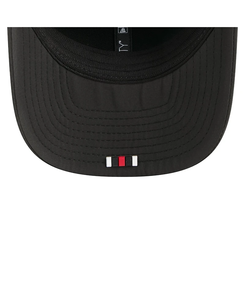 New Era Men's Black San Francisco 49ers 2025 Sideline 9SEVENTY Trucker Adjustable Hat